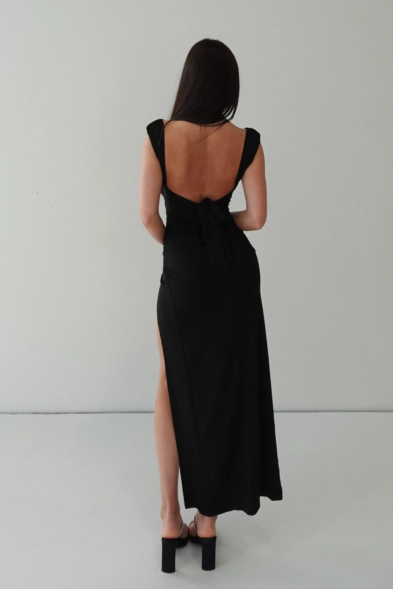 Polly Midi Dress - Black